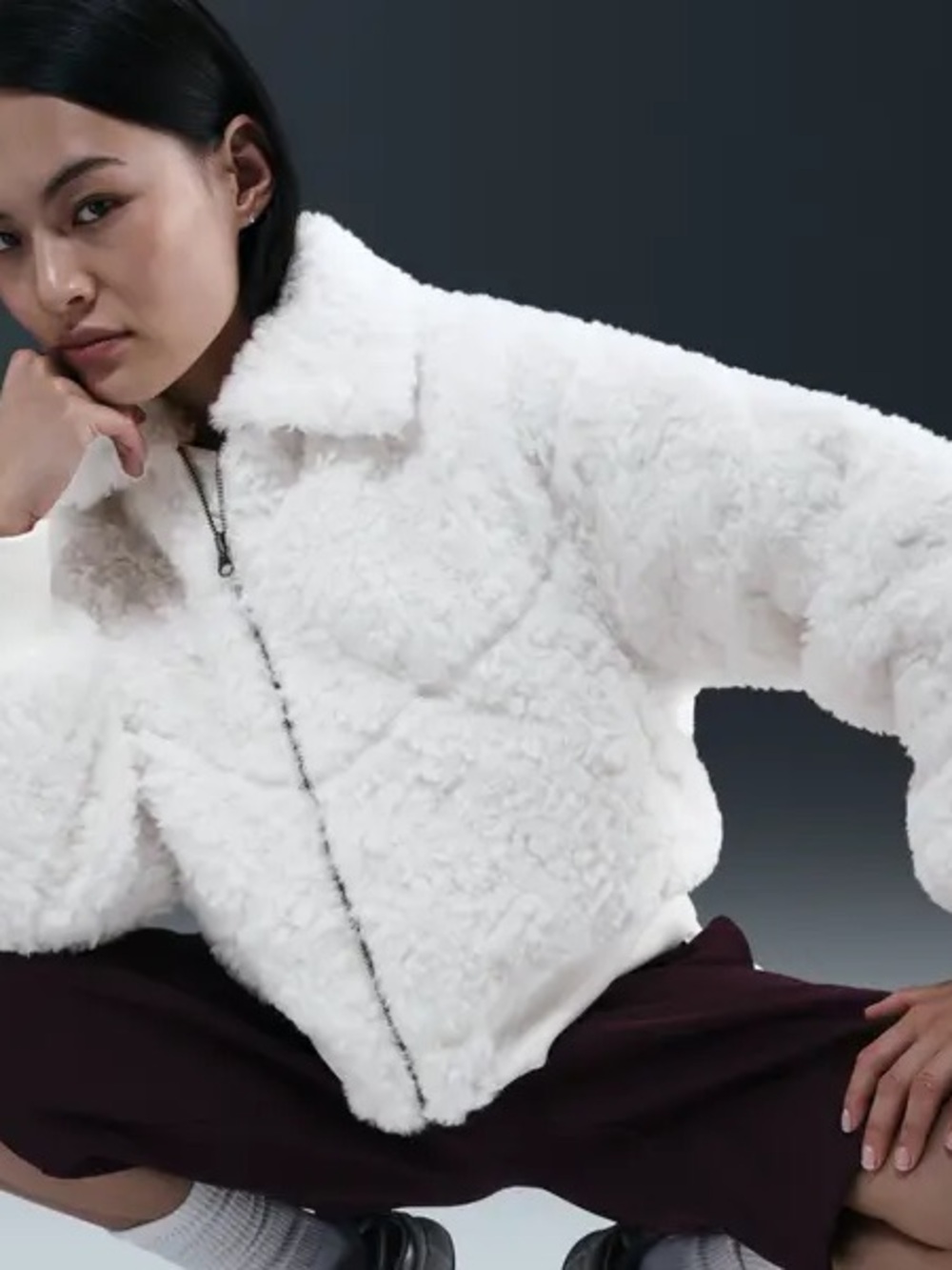 Nike Sportswear Essential Women's Loose Faux Fur Bomber Jacket | XL